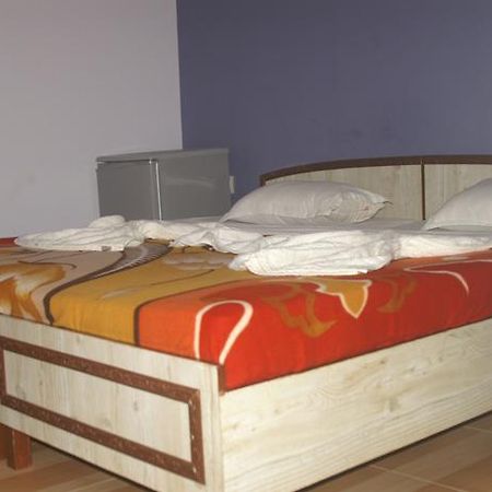 Oyo 7216 Kris Resort Goa Exterior photo